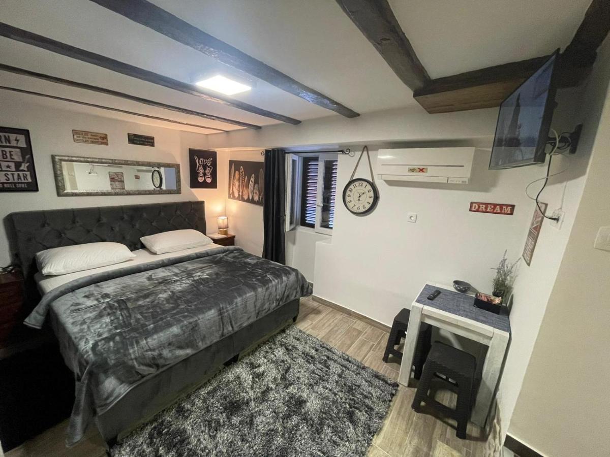 Tequila Apartments (Adults Only) Zadar Exterior photo