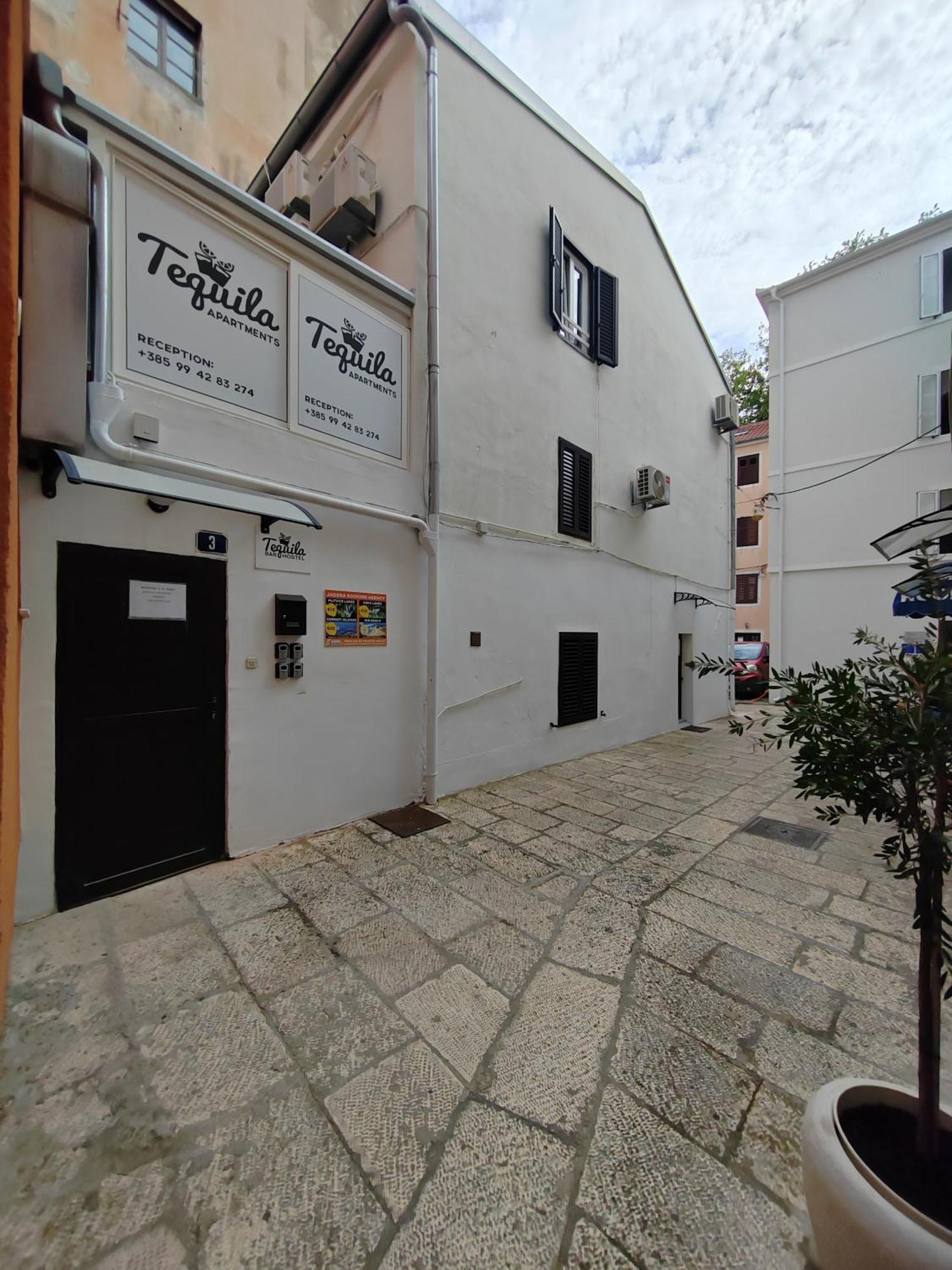 Tequila Apartments (Adults Only) Zadar Exterior photo
